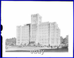 Bronx Hospital Art Deco Souvenir Building Pair of Bookends (Vintage)