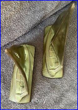 HUBLEY Cast Iron Sailboat Bookends Patinated Green Surface 1930's