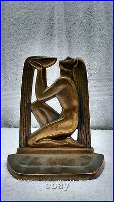 Vintage 1929 Rare Cast Iron The Well Of Wisdom Art Deco Bookend